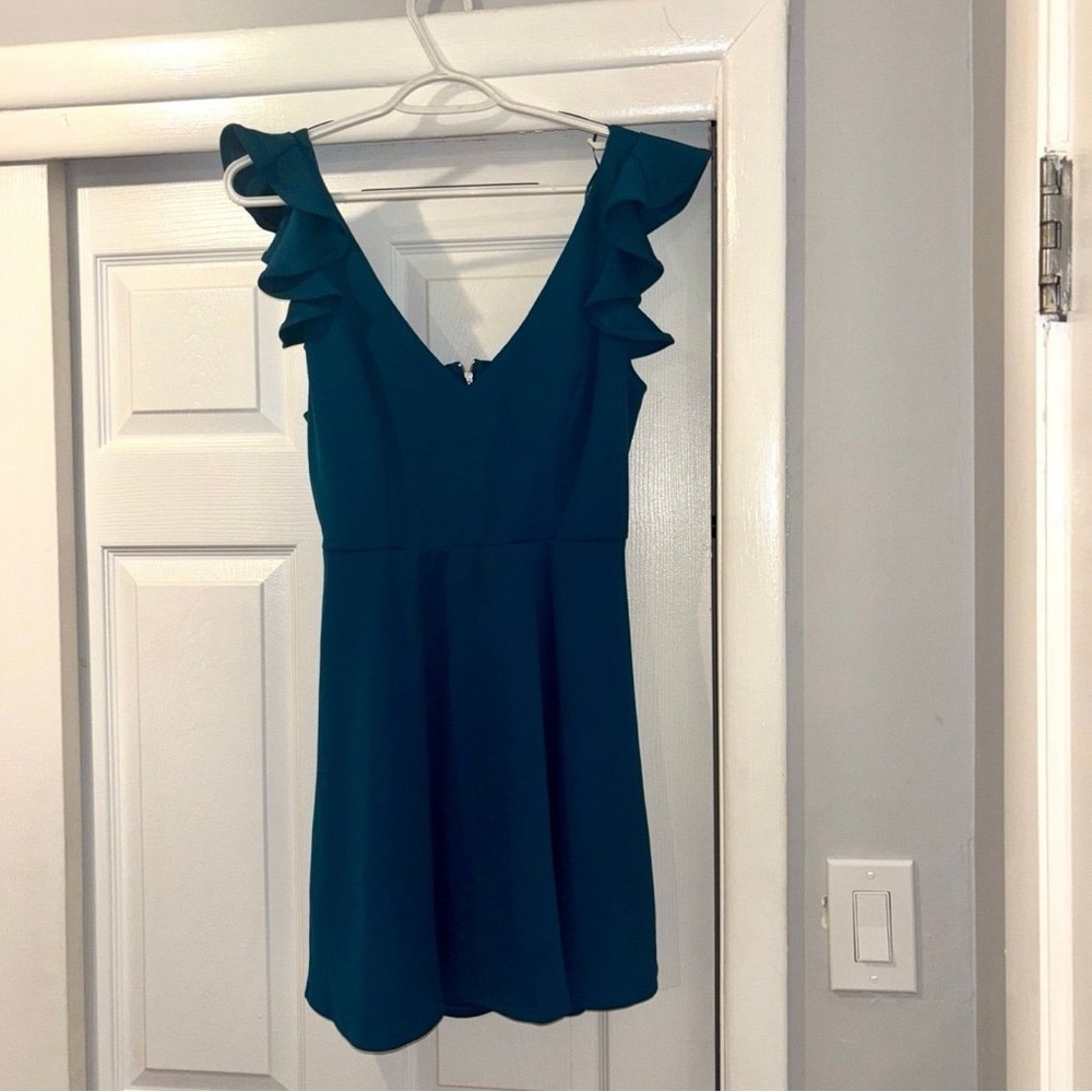 NEW w/ TAGS Francesca’s Teal Dress - size Medium